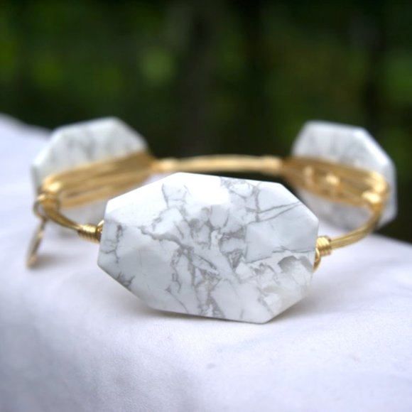 Bourbon & Bowties | White Marble Bangle - Picture 1 of 8